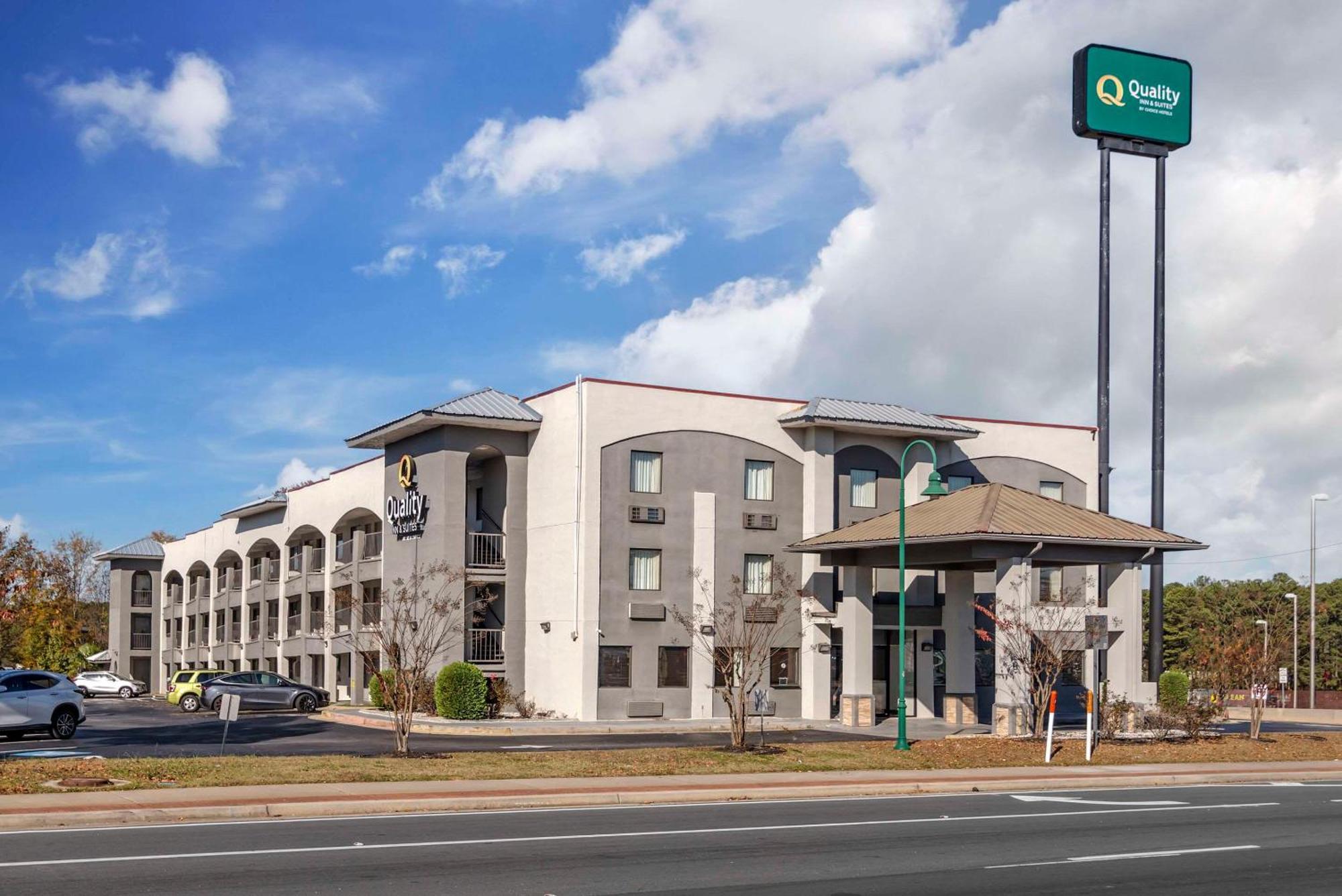 Quality Inn & Suites Morrow Atlanta South Exterior photo
