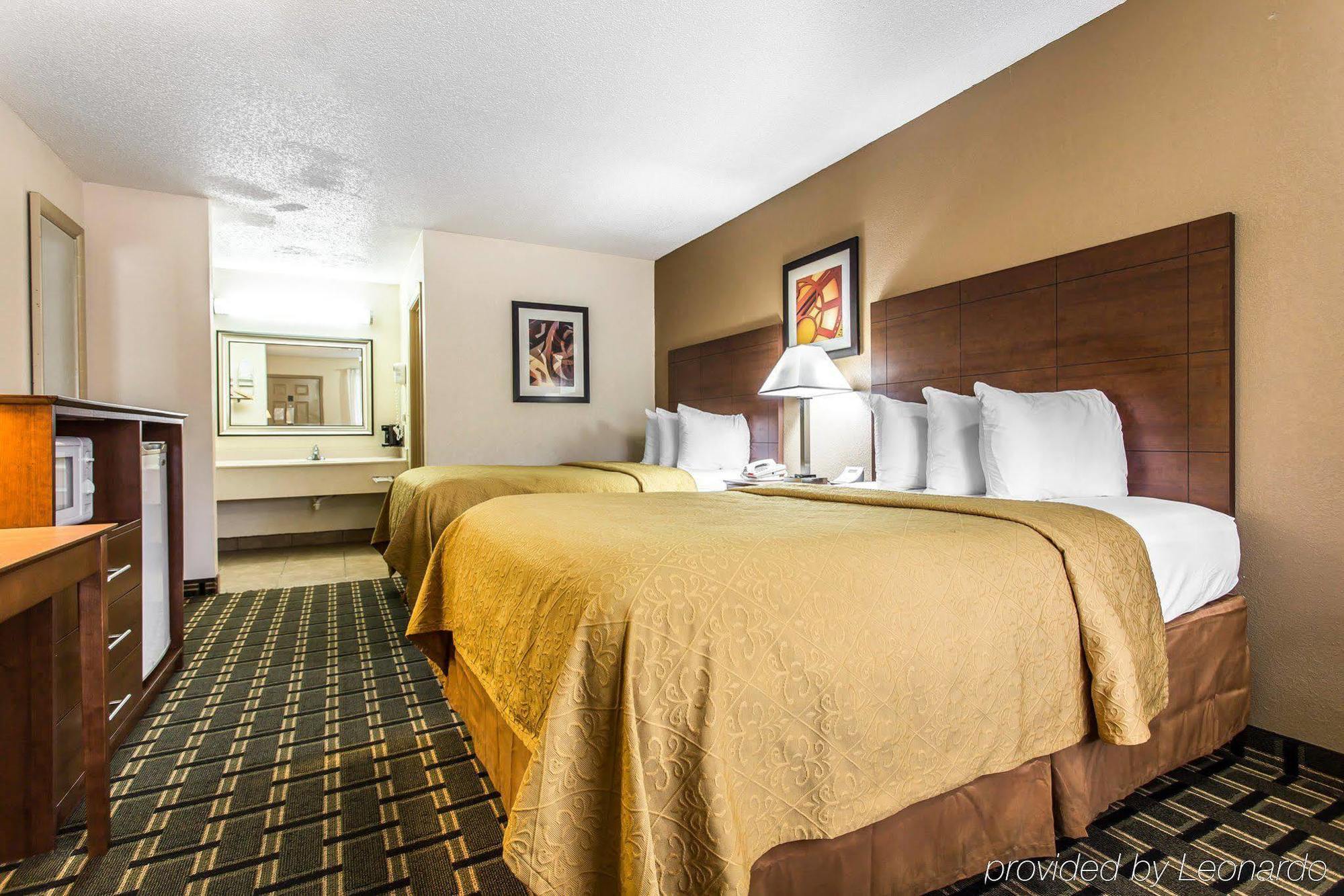 Quality Inn & Suites Morrow Atlanta South Exterior photo